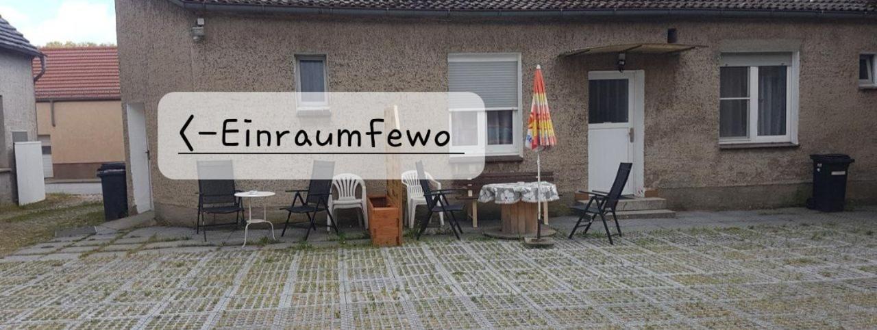 Einraum-Ferienwohnung 46M2 Eisenhuettenstadt-Diehlo Bagian luar foto